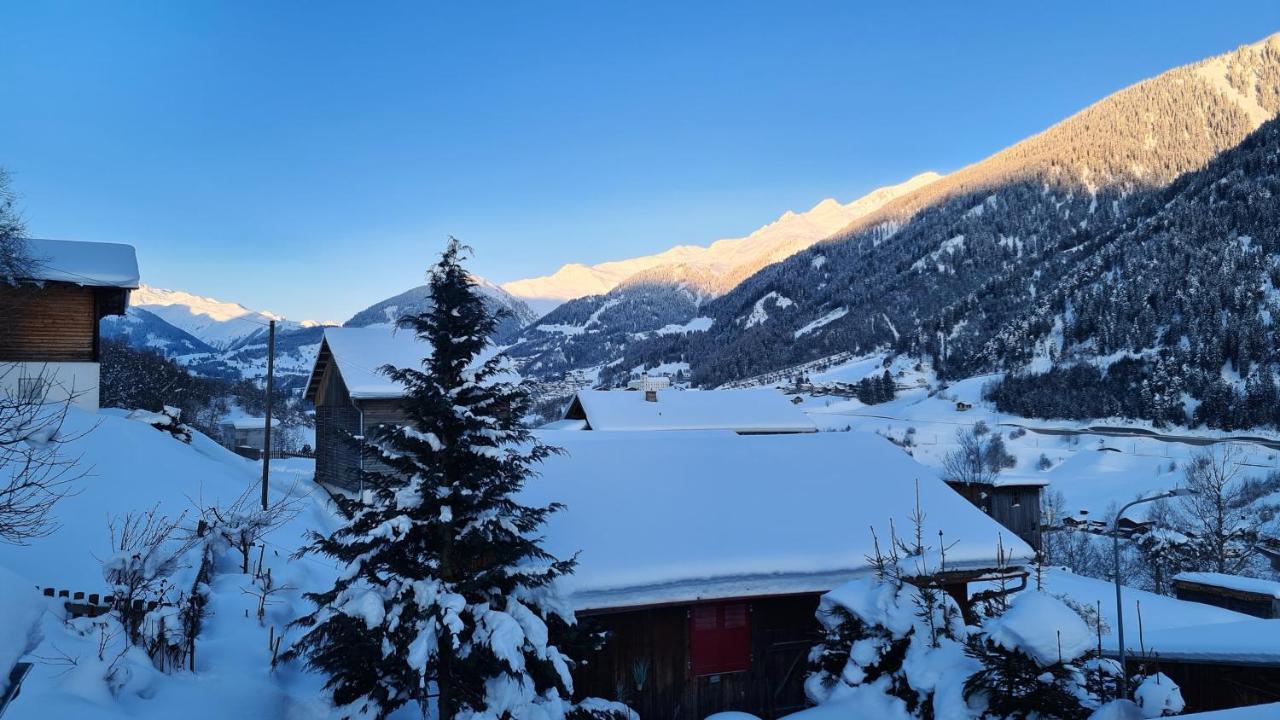 Chesa Prema Bed & Breakfast - Restaurant Disentis Eksteriør bilde