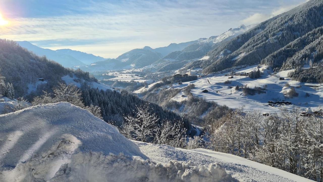 Chesa Prema Bed & Breakfast - Restaurant Disentis Eksteriør bilde