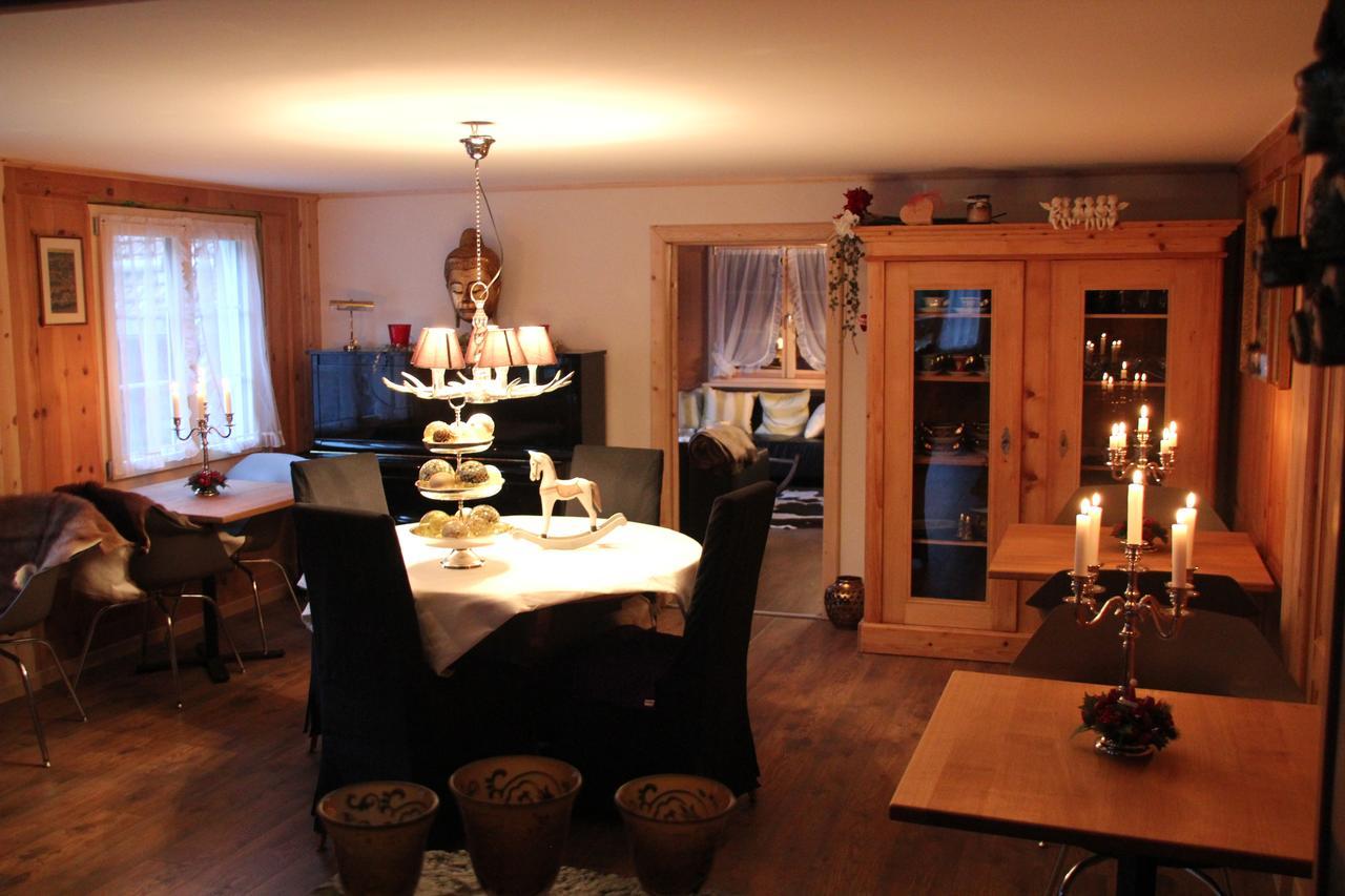 Chesa Prema Bed & Breakfast - Restaurant Disentis Eksteriør bilde